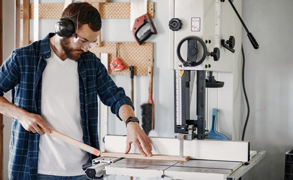 Czy polscy producenci są w stanie konkurować z producentami z Azji, którzy masowo eksportują do Europy tanie meble?