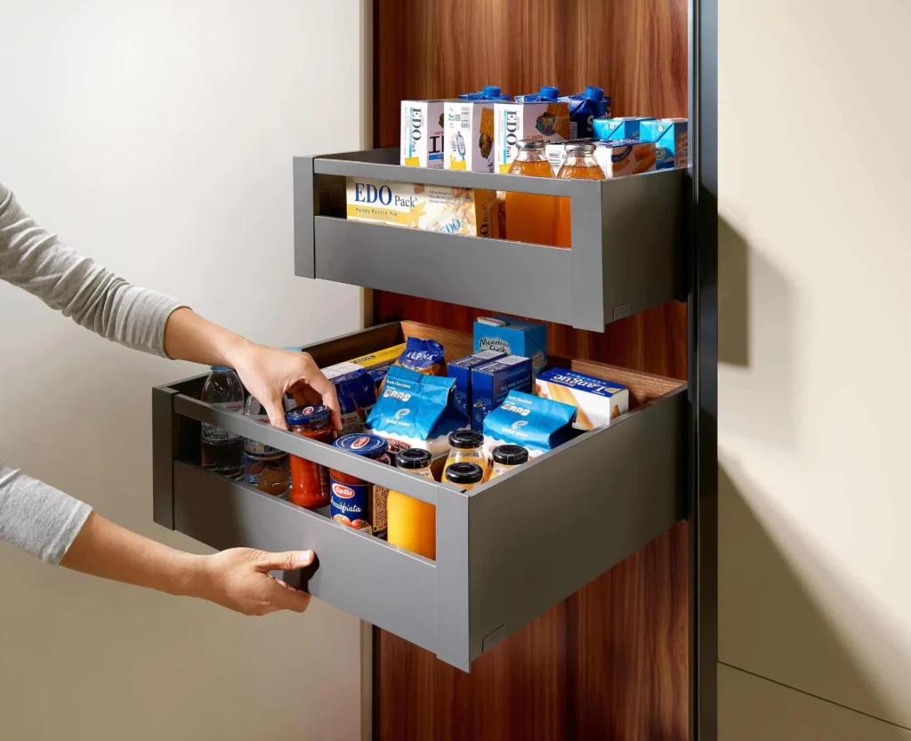 AMIX-DTC00275-miesiecznik-i-portal-informacyjny-branzy-meblarskiej-biznes-meble-pl