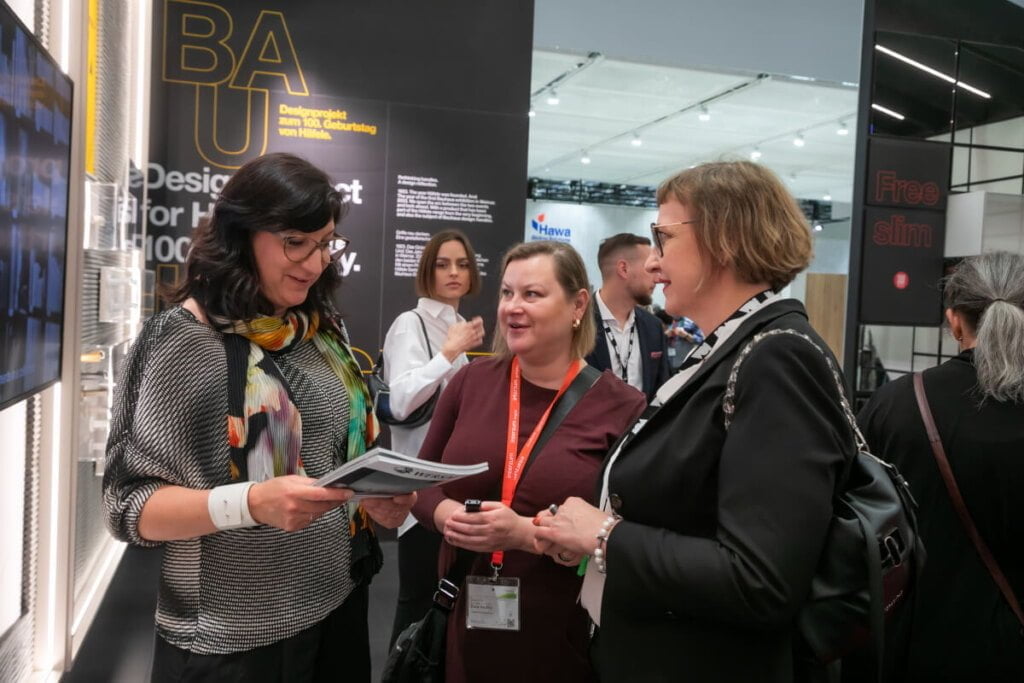 Hafele - stoisko na targach Interzum 2023 - miesięcznik i portal informacyjny branży meblarskiej biznes.meble.pl