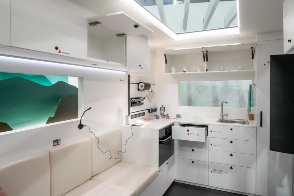 Hafele - stoisko na targach Interzum 2023 - miesięcznik i portal informacyjny branży meblarskiej biznes.meble.pl