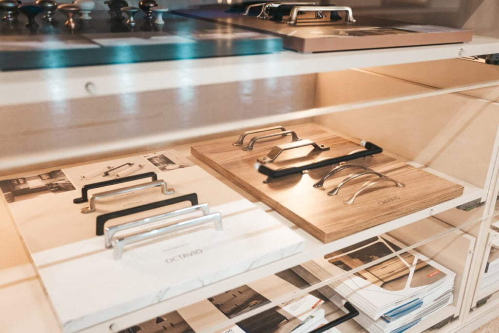 GTV - stoisko Interzum - uchwyty - miesięcznik i portal informacyjny branży meblarskiej biznes.meble.pl