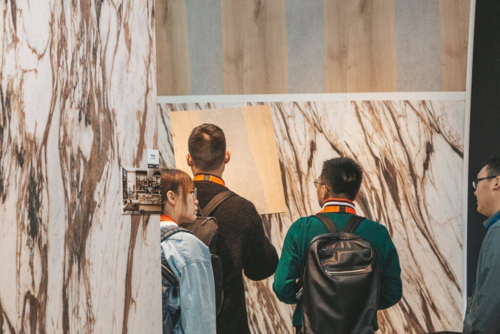 Interprint - wystawa w Design Post, Interzum 2023 - miesięcznik i portal informacyjny branży meblarskiej biznes.meble.pl