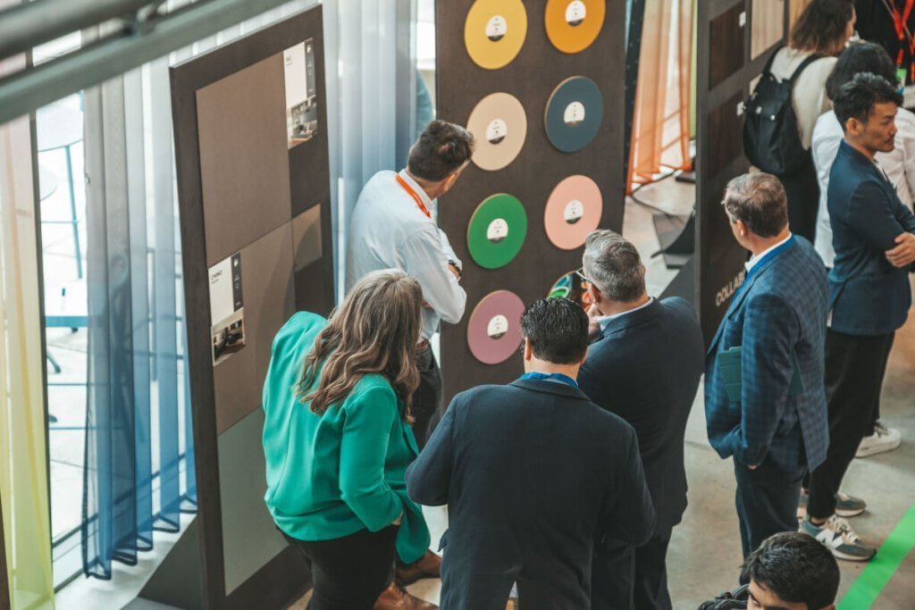 Interprint - wystawa w Design Post, Interzum 2023 - miesięcznik i portal informacyjny branży meblarskiej biznes.meble.pl