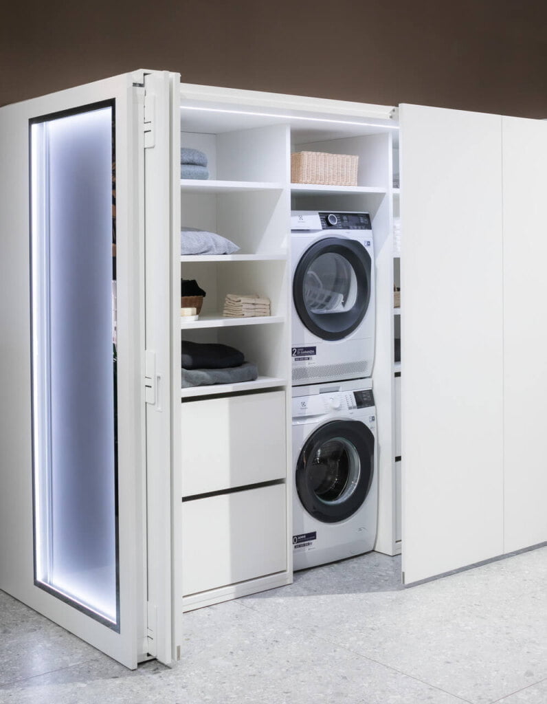 Salice - targi interzum 2023 - pomieszczenie gospodarcze - miesięcznik i portal informacyjny branży meblarskiej biznes.meble.pl