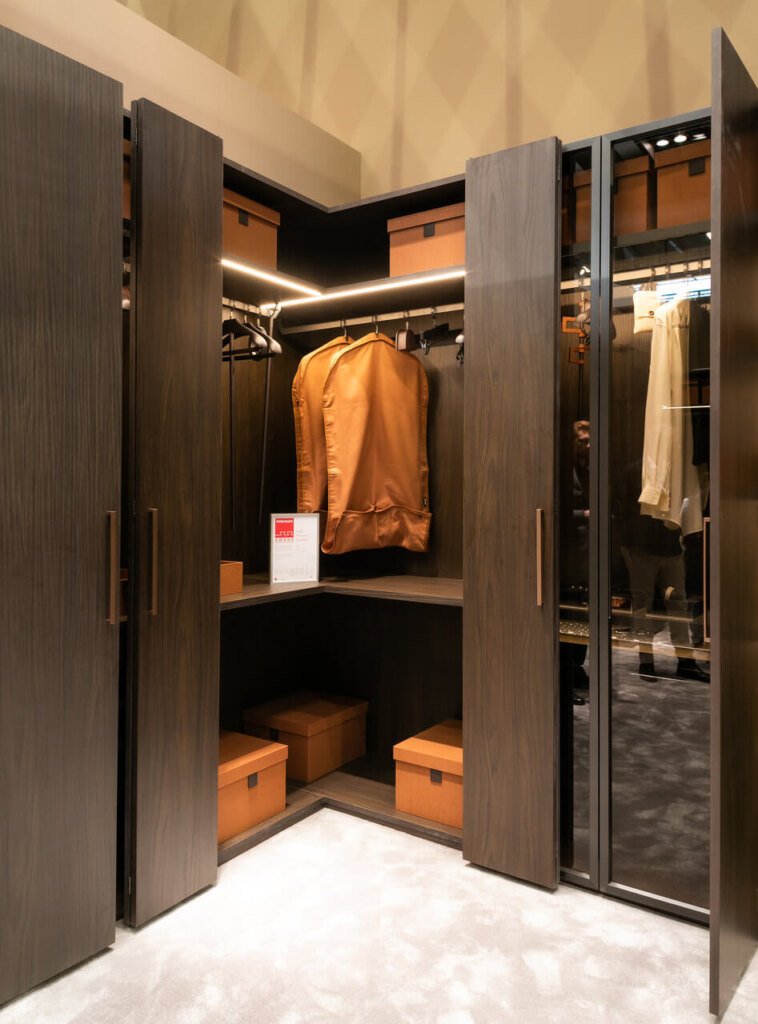 Salice - targi interzum 2023 - szafa, garderoba - miesięcznik i portal informacyjny branży meblarskiej biznes.meble.pl