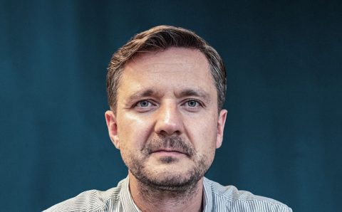Marcin Stempniewicz od 10 lat łączy branżę meblarską z IT. W Ar-range.app tworzy narzędzia, które pozwalają markom szybciej sprzedawać produkty personalizowane.