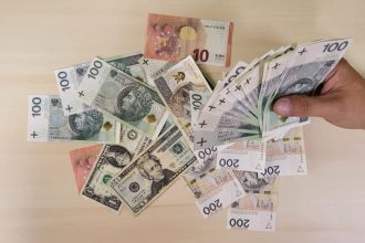 Tygodnik Wprost opublikował listę najbogatszych Polaków. Swoich przedstawicieli w rankingu ma również branża meblarska, a są nimi Bogdan i Elżbieta Kaczmarkowie oraz Grzegorz, Sebastian i Marcin Ćwikowie.