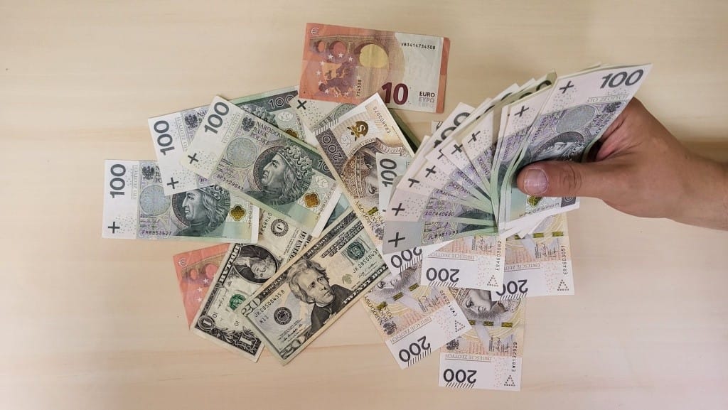 Tygodnik Wprost opublikował listę najbogatszych Polaków. Swoich przedstawicieli w rankingu ma również branża meblarska, a są nimi Bogdan i Elżbieta Kaczmarkowie oraz Grzegorz, Sebastian i Marcin Ćwikowie.