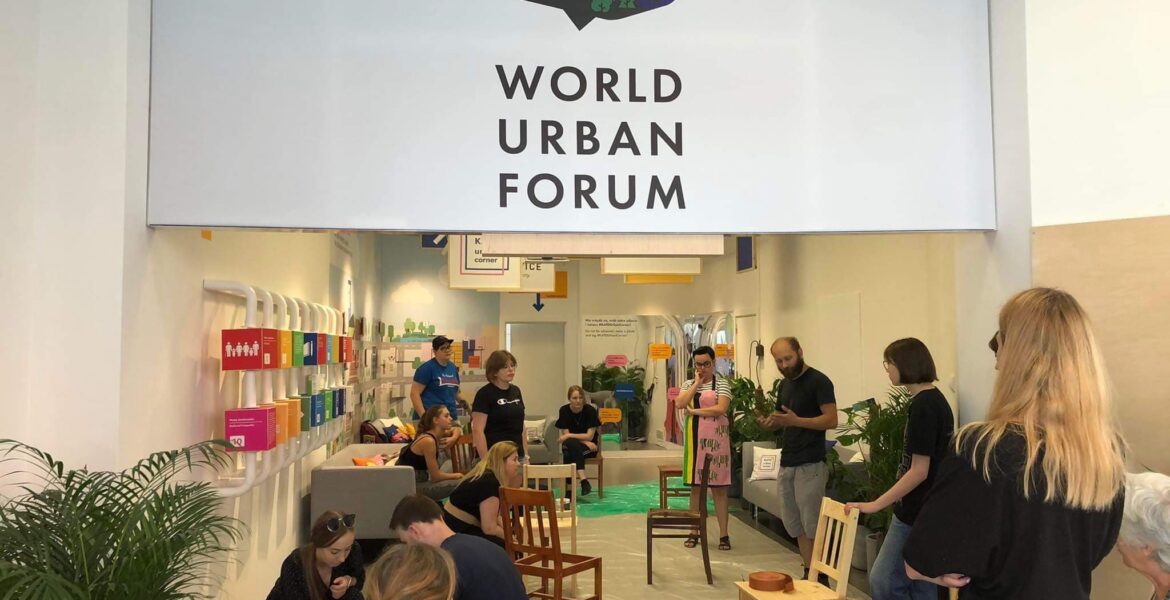 krzesła JYSK zyskują drugie życie