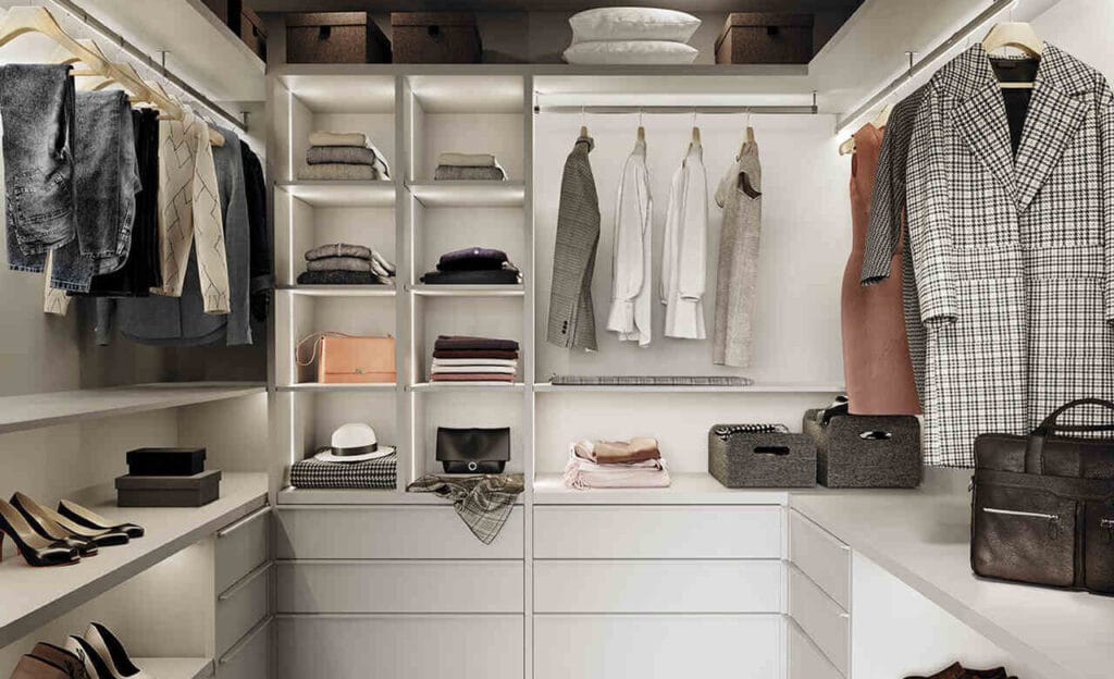 Loox5 LED firmy Häfele w białej garderobie