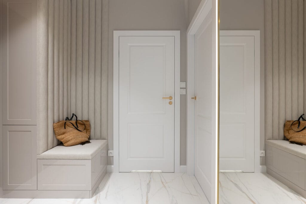 Realizacja KODO - hol total look.