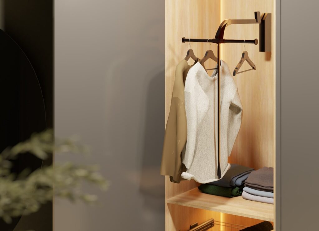 Do nieco węższych szaf firma REJS proponuje pantograf Lifter Solo (szer. 450-600 mm). Montuje się go nie do boku szafy, ale na jej tylnej ścianie. Aluminiowa obudowa z ukrytym mocowaniem dostępna jest wyłącznie w kolorze czarnym. Lifter Solo ma mniejszy udźwig (do 8 kg), ale oprócz miękkiego dociągu, oferuje też regulowany kąt pozycji zamkniętej i hamulec przy otwieraniu.