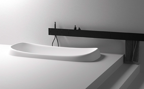 Włoska marka wyposażenia łazienek AGAPE trwa nieprzerwanie od roku 1973 i zgodnie z przyjętą przez siebie doktryną stawia na inn