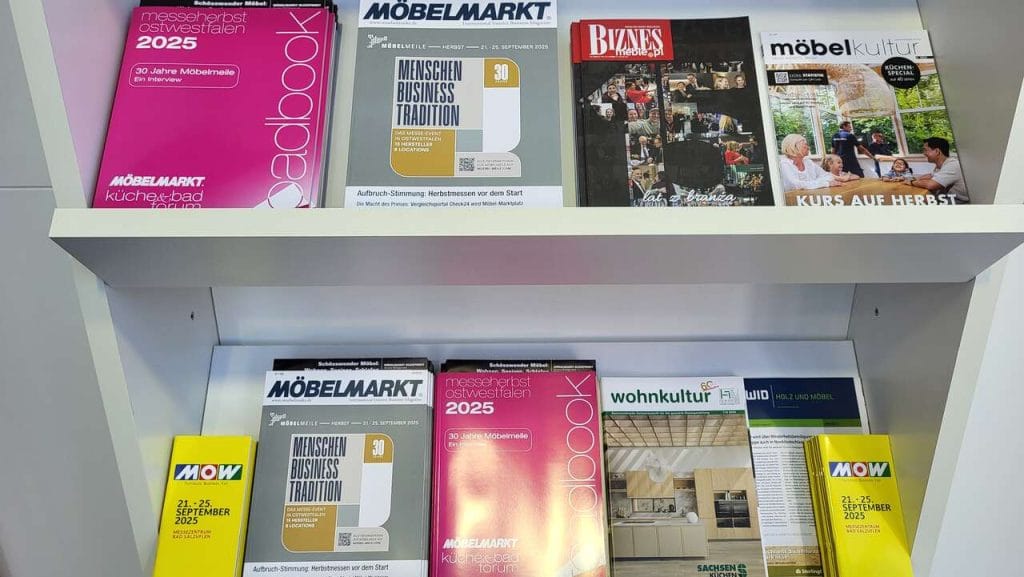 Miesięcznik BIZNES.meble.pl - jako jedyne polskie czasopismo branżowe - był dostępny na targach M.O.W. w Bad Salzuflen obok topowych niemieckich tytułów.