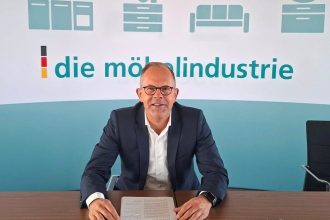 Najnowsze dane dotyczące przemysłu meblarskiego w Niemczech przedstawił Jan Kurth, dyrektor generalny Stowarzyszenia Niemieckiego Przemysłu Meblarskiego.