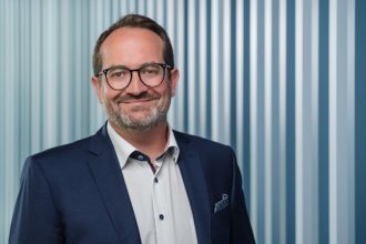 Hanse Peter Mehnert, szefe działu Furniture Systems and Components