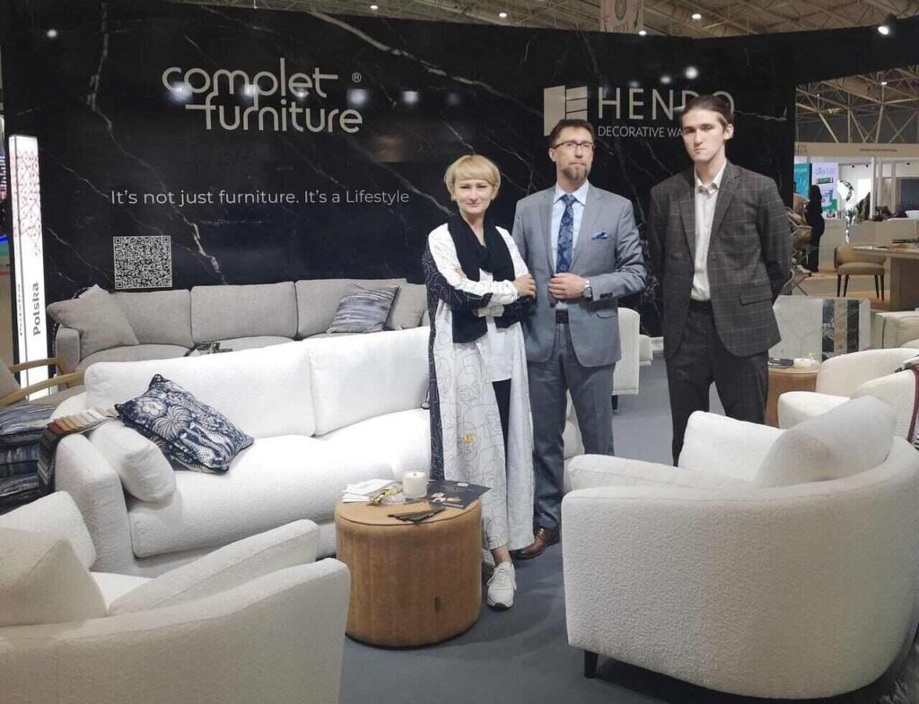 Wrzesień 2022 r., stoisko firmy Complet Chmielewscy na targach w Rijadzie, Arabia Saudyjska.