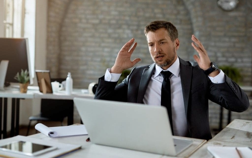 Restrukturyzacja czy upadłość? - to dylemat, przed którym staje coraz więcej przedsiębiorców. W I półroczu bieżącego roku najwięcej problemów miały firmy przemysłowe, handlowe i budowlane.