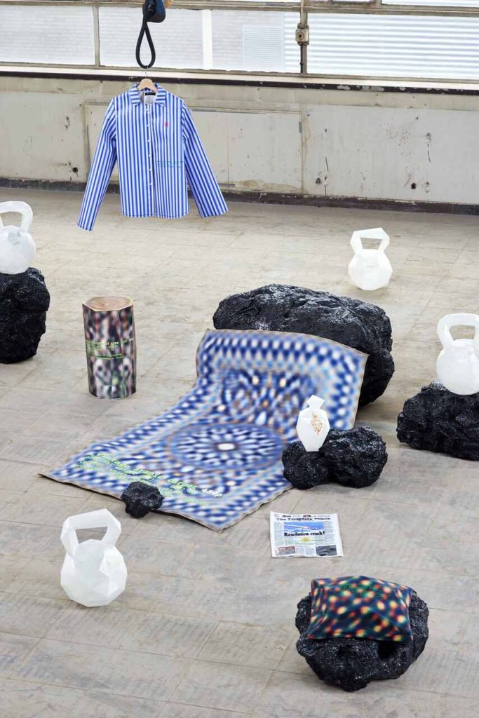 Jonas Hejduk, crash.jpeg. Fot. Pierre Castignola. Źródło: Heimtextil.