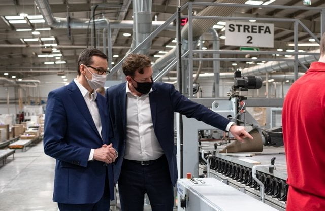 Morawiecki podczas wizyty w firmie Meble Wójcik