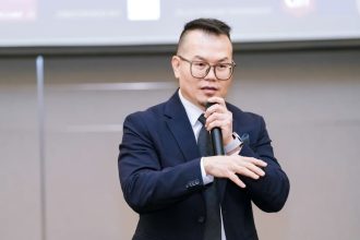 Casey Loo, przewodniczący The International Alliance of Furnishing Publications.