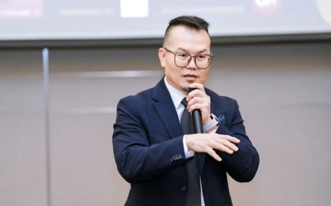 Casey Loo, przewodniczący The International Alliance of Furnishing Publications.