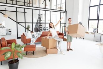 Program Bezpieczny Kredyt 2% ma szansę ożywić handel meblami w Polsce w czasach kryzysu.