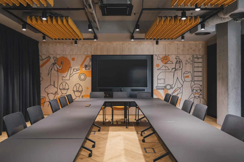 Wnętrza siedziby SOLANO GROUP, proj. AKA Studio. Fot. Hanna Połczyńska / Kroniki.