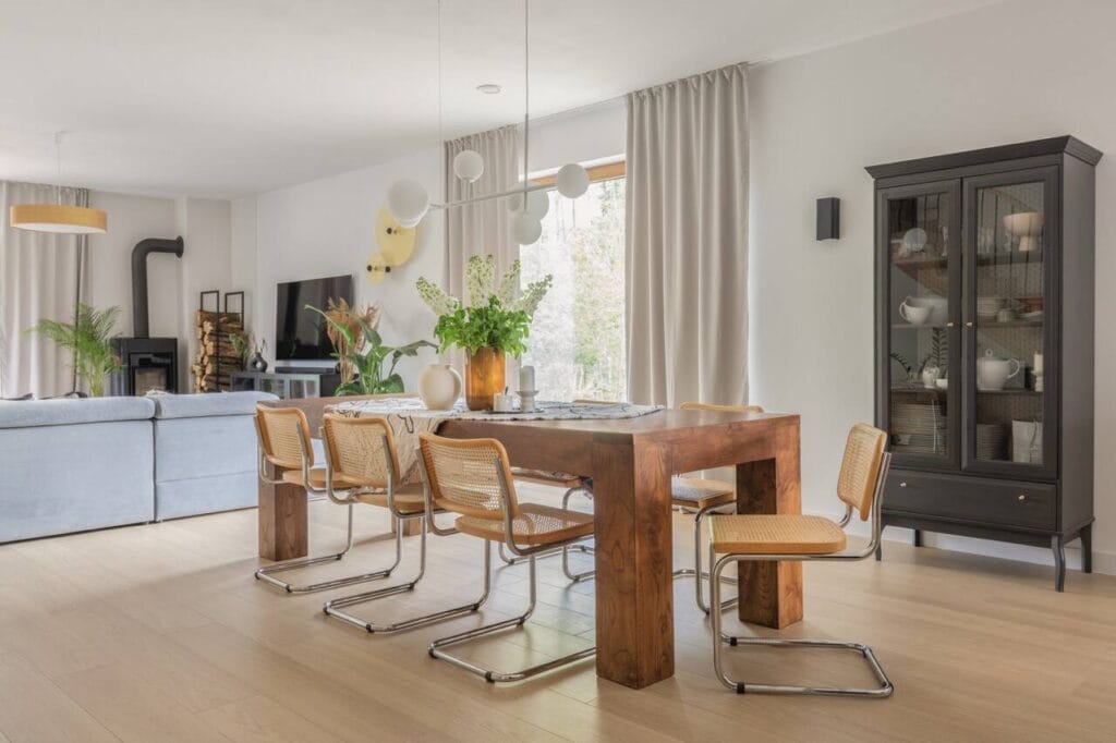 Strefa jadalniana. Proj. To Be Design Weronika Budzichowska. Fot. Marta Behling, Pion Poziom Fotografia Wnętrz.