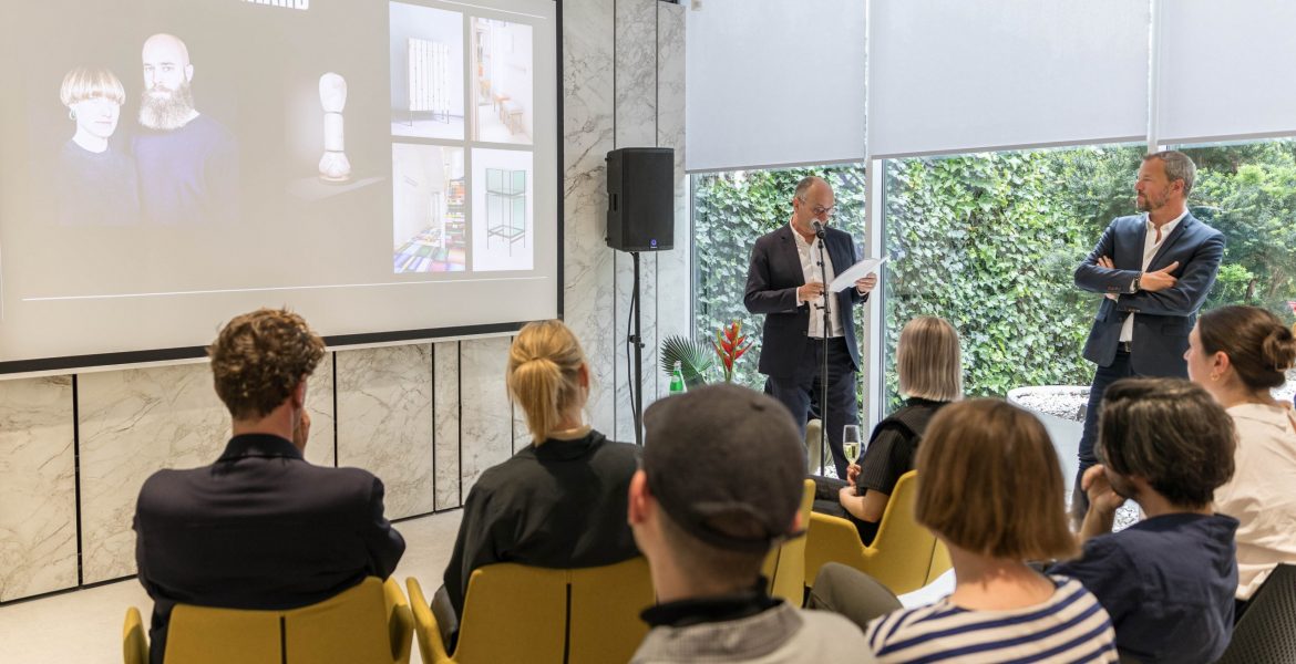 Event w Amsterdamie z młodymi projektantami.