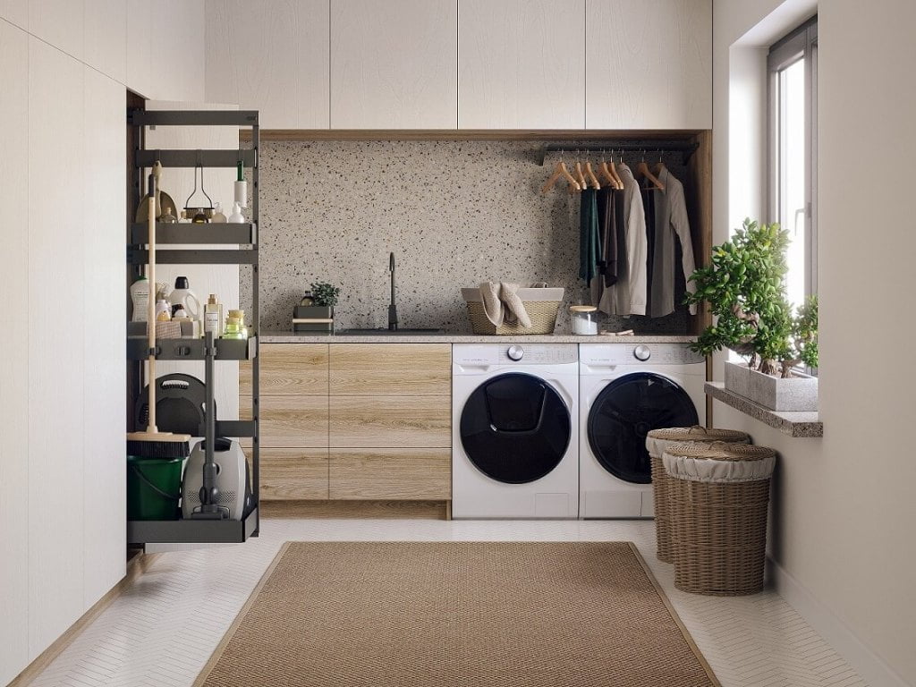 REJS-cargo-miesiecznik-i-portal-informacyjny-branzy-meblarskiej-biznes-meble-p