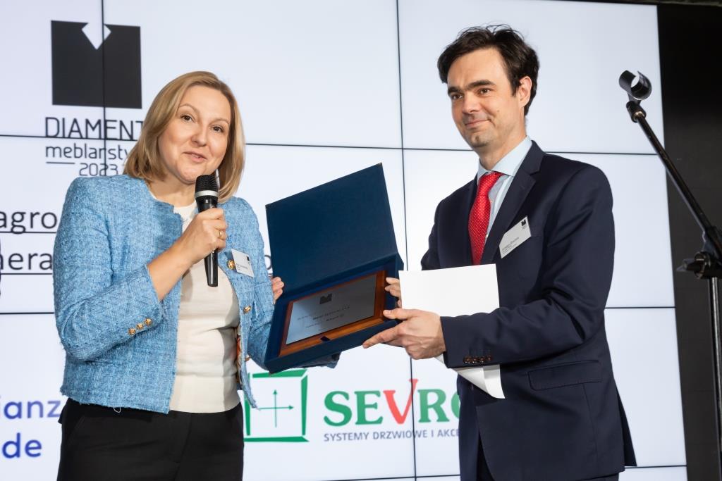 Nagrodę specjalną od firmy Allianz Trade – Partnera Strategicznego konkursu – dla firmy wyróżniającej się wysoką moralnością płatniczą wręczył Grzegorz Błachnio, a odebrała ją Alina Tomaszewska z firmy Sevroll-System.