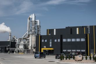 Na wyniki FORTE wpływa sprzedaż płyt z fabryki płyt TANNE.