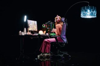 Fotel IKEA stworzony specjalnie dla graczy. Miesięcznik i portal branży meblarskiej BIZNES.meble.pl.