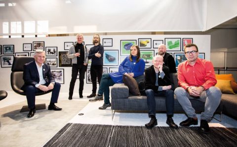 10-lecie Noti. Od lewej: Ryszard Balcerkiewicz, Jerzy Porębski, Krystian Kowalski, Renata Kalarus, Tomasz Augustyniak, Piotr Kuchciński i Tomek Rygalik. Poznań, „Arena Design”, 2015 r.