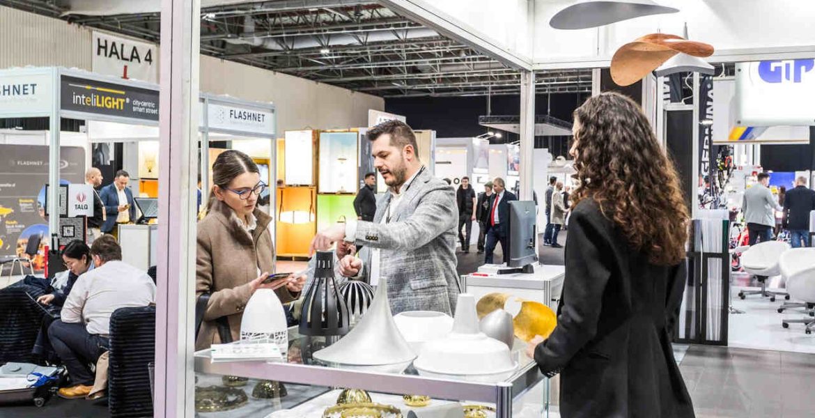 Międzynarodowe Targi Sprzętu Oświetleniowego ŚWIATŁO 2025.
