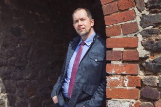 Artur Wasążnik, dyrektor ds. handlu i marketingu w firmie Meble Marzenie.