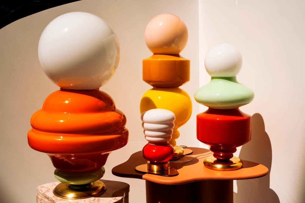 Rzeźba świetlna Kopi Home by Michał Korchowiec. Produkcja: Kopi Home x Michał Korchowiec. Projekt: Michał Korchowiec. Łódź Design Festival 2022 / wystawa must have.