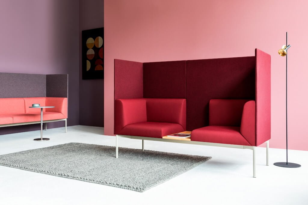 „Sona” to zaprojektowany przez Maję Ganszyniec dla Noti lekki wizualnie system mebli modułowych.