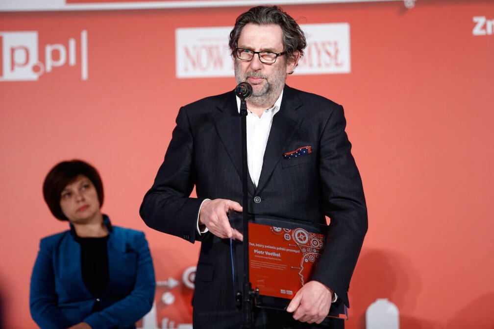 Piotr Voelkel z nagrodę w konkursie „Ten, który zmienia polski przemysł”, 2015 r.