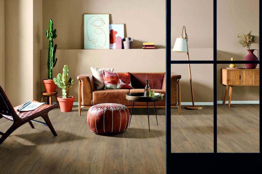 Podłoga laminowana EPL191 Dąb Melba brązowy. Fot. Egger®