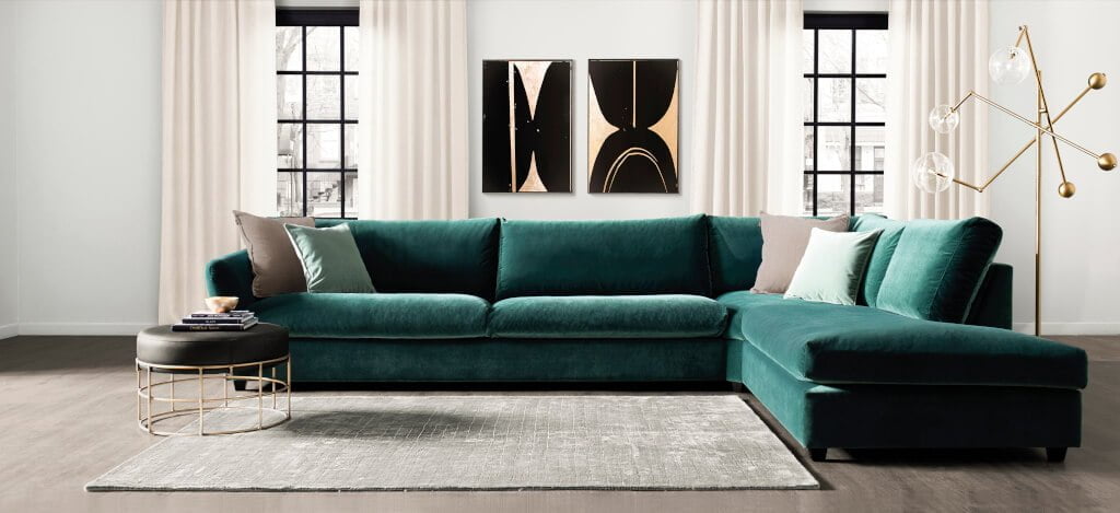 Jedną z propozycji tkanin welwetowych jest „Napoli” z oferty Fargotex Group. Obok uniwersalnych kolorów znajdziemy tam trendowe wybarwienia turkusu, głębokiej zieleni czy pudrowego różu.