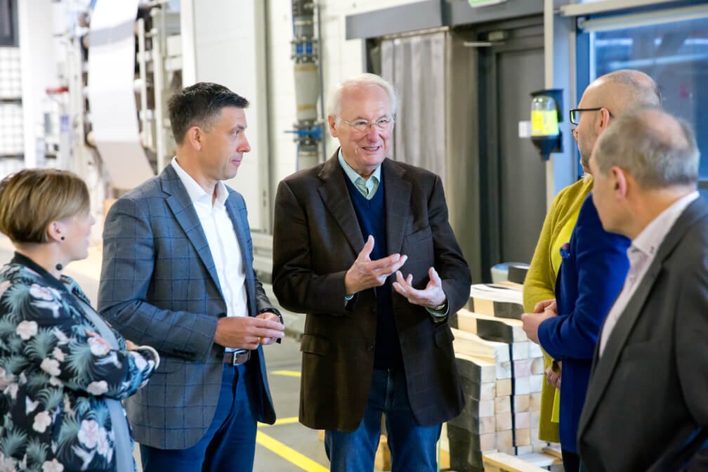 Walter Schatt podczas wizyty w Głuchołazach.