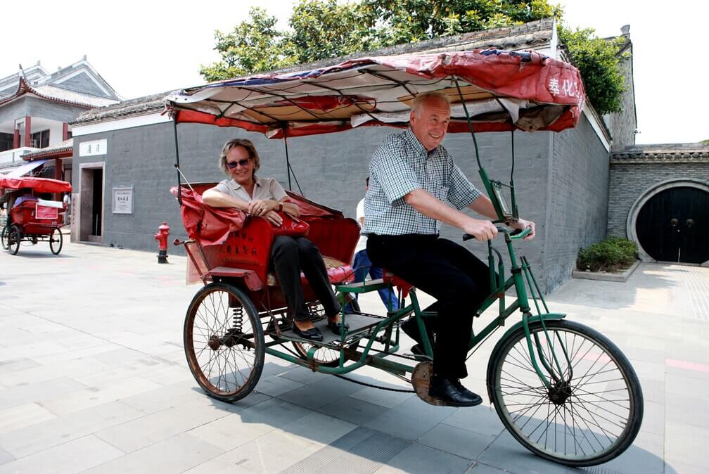 Walter Schatt z żoną Ursulą w Chinach.