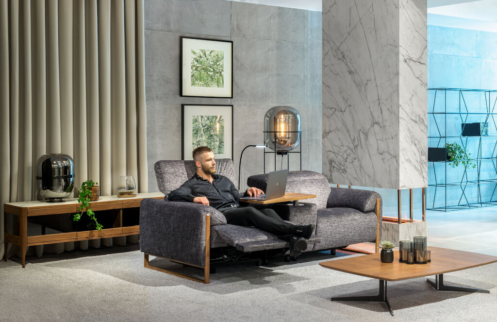 Zestaw wypoczynkowy Kler „Opera Premiere” jest składany indywidualnie z modułów.