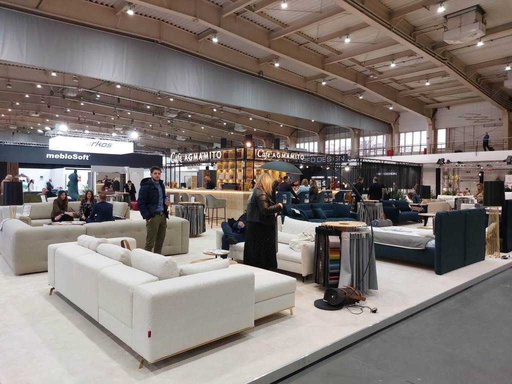 Stoisko firmy Agmamito na targach Meble Polska 2023, Poznań.
