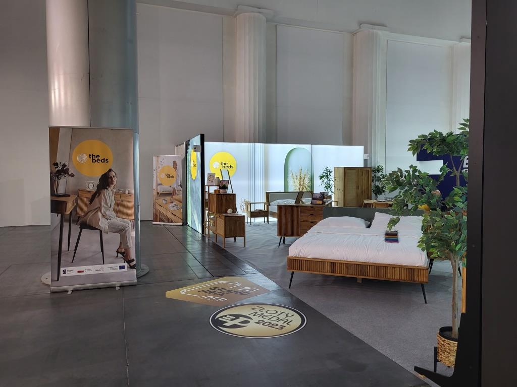 Stoisko firmy Beds na targach Meble Polska 2023, Poznań.