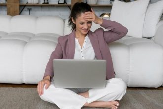 Co praca zdalna zmienia w firmach?