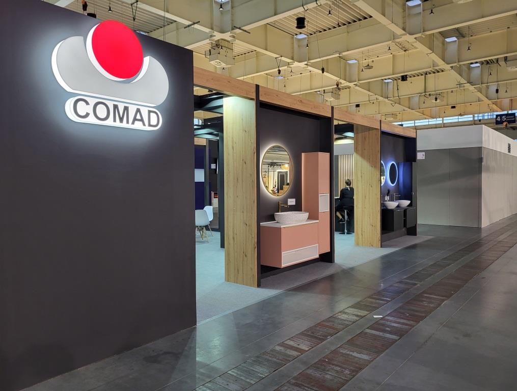 Stoisko firmy Comad na targach Meble Polska 2023, Poznań.