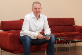 Dariusz Świątek, dyrektor zarządzający w Impress Decor Polska.